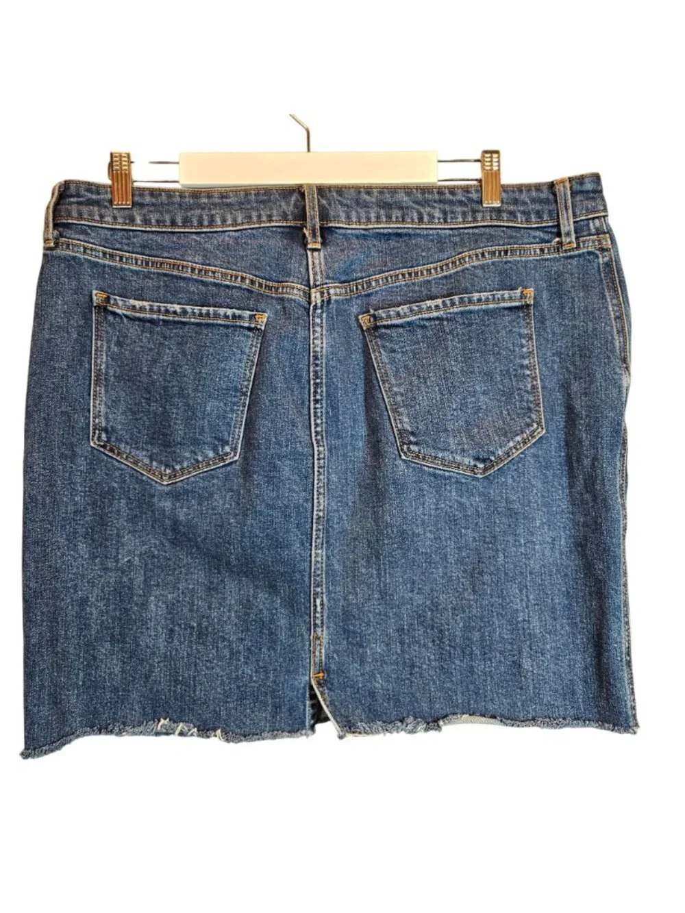 Old Navy Womens 16 Denim Skirt Blue Medium wash cowgirl casual classic raw hem